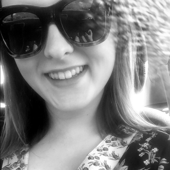 Meet your Posher, Victoria - Picture 2 of 3